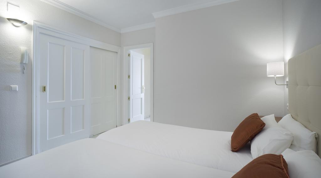 Club Jardines Del Puerto Apartment Марбеля Екстериор снимка