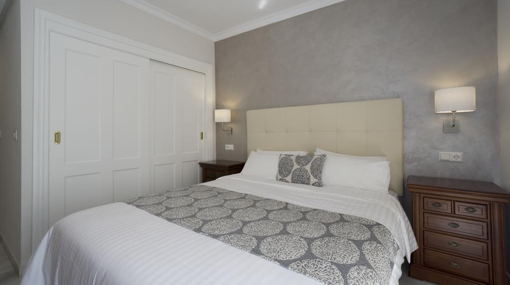 Club Jardines Del Puerto Apartment Марбеля Екстериор снимка