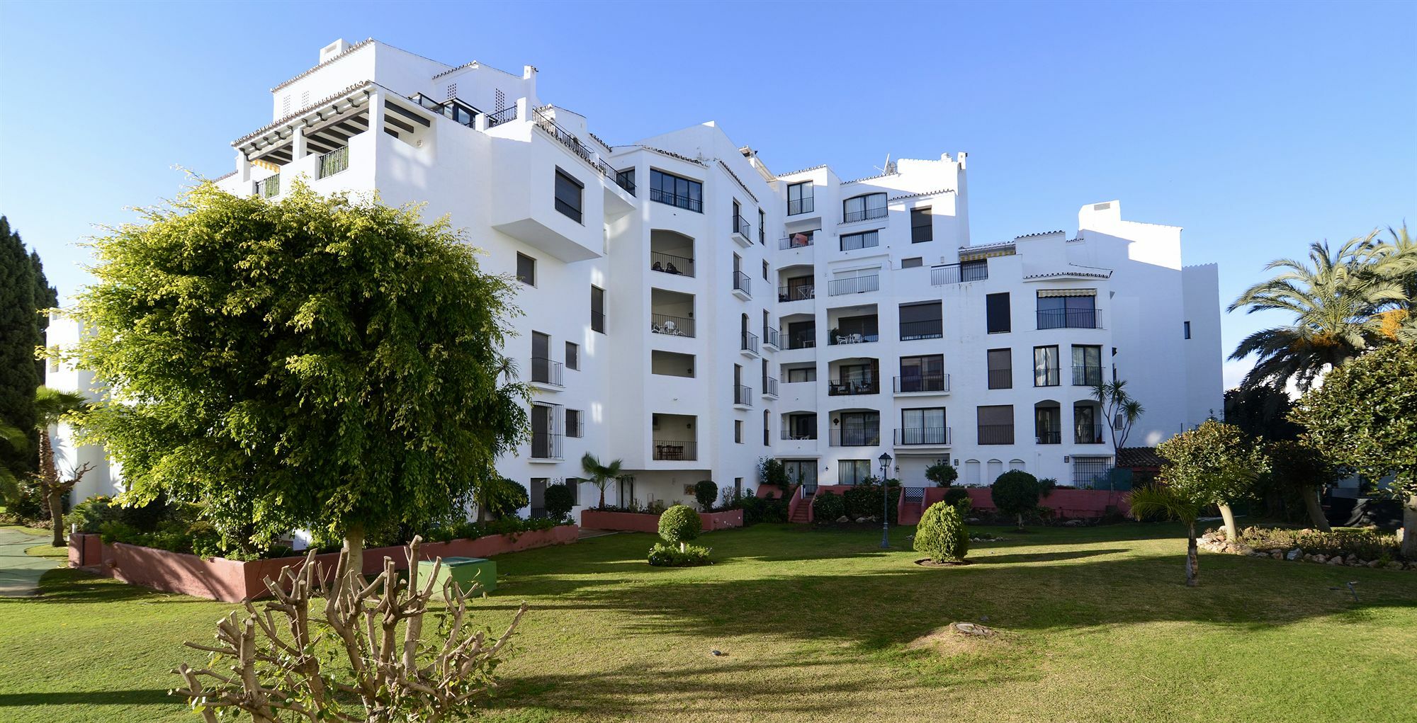 Club Jardines Del Puerto Apartment Марбеля Екстериор снимка